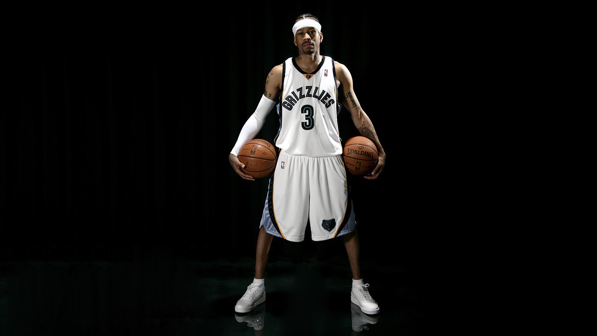 萨拉赫迎来二十赛季出色发挥，雄鹿观众热烈欢呼！全场沸腾不已